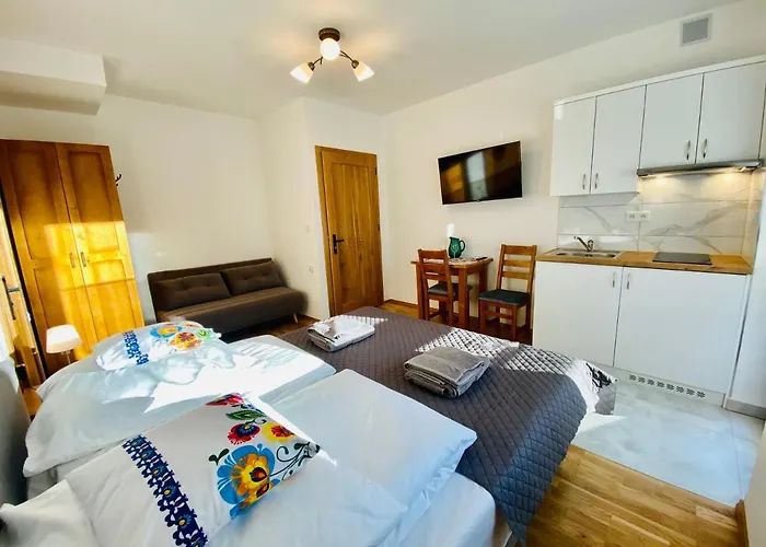 Folk Pieniny 3* 什恰夫尼察